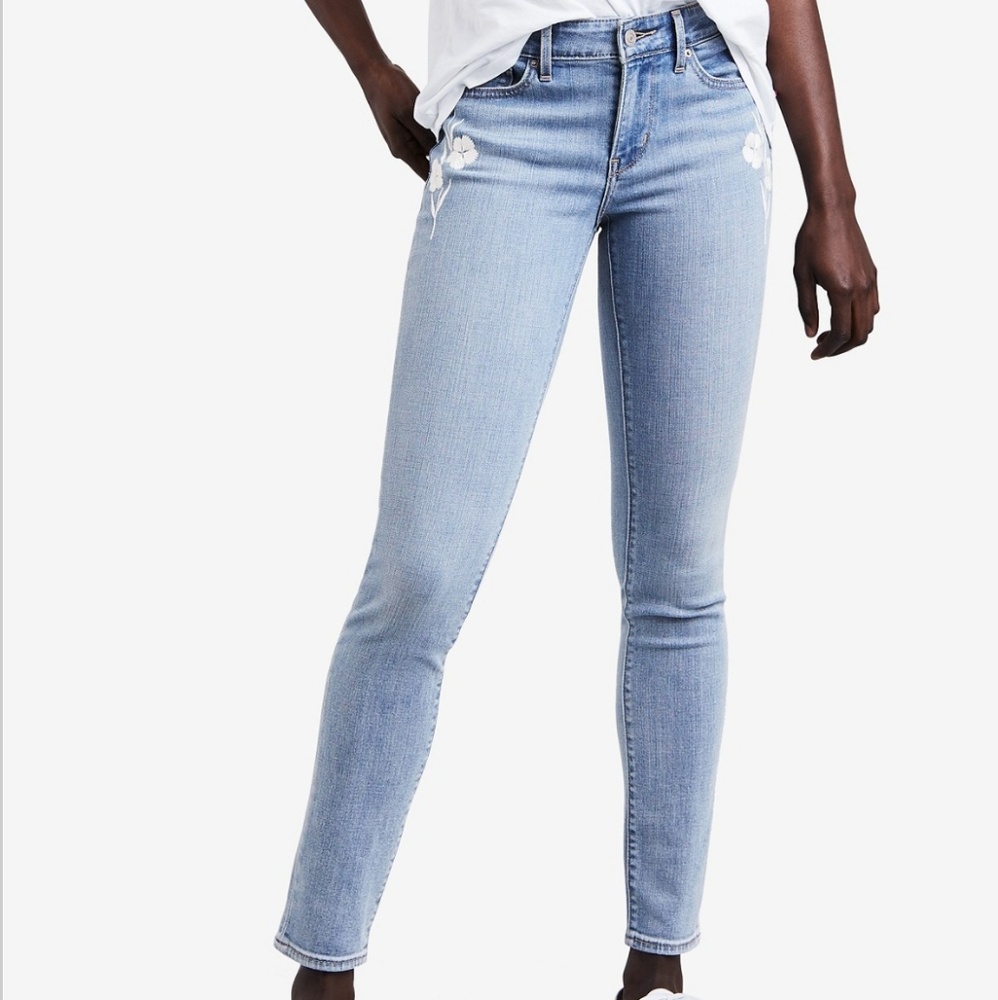 Levi 711 Skinny Jean